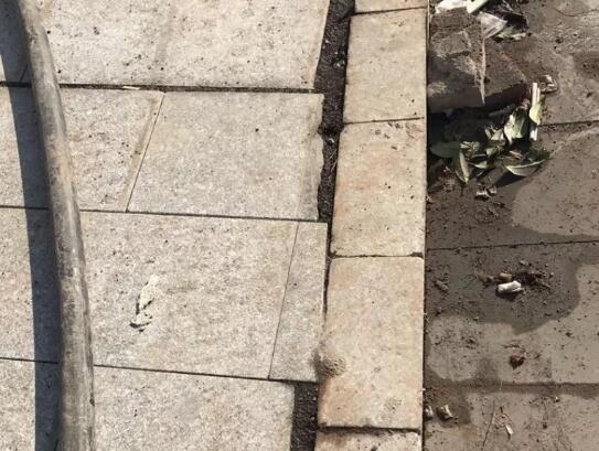 昆明廣場、人行道鋪裝質(zhì)量通病及防治