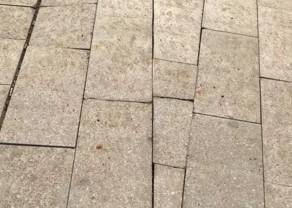 昆明廣場、人行道鋪裝質(zhì)量通病及防治