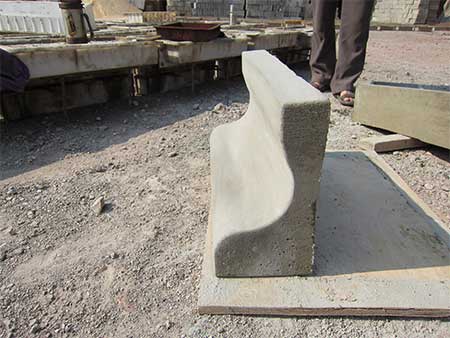 路沿石、流水石